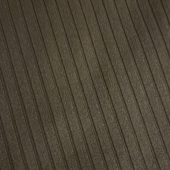 Large brown top with good material - Picture 2 of 4